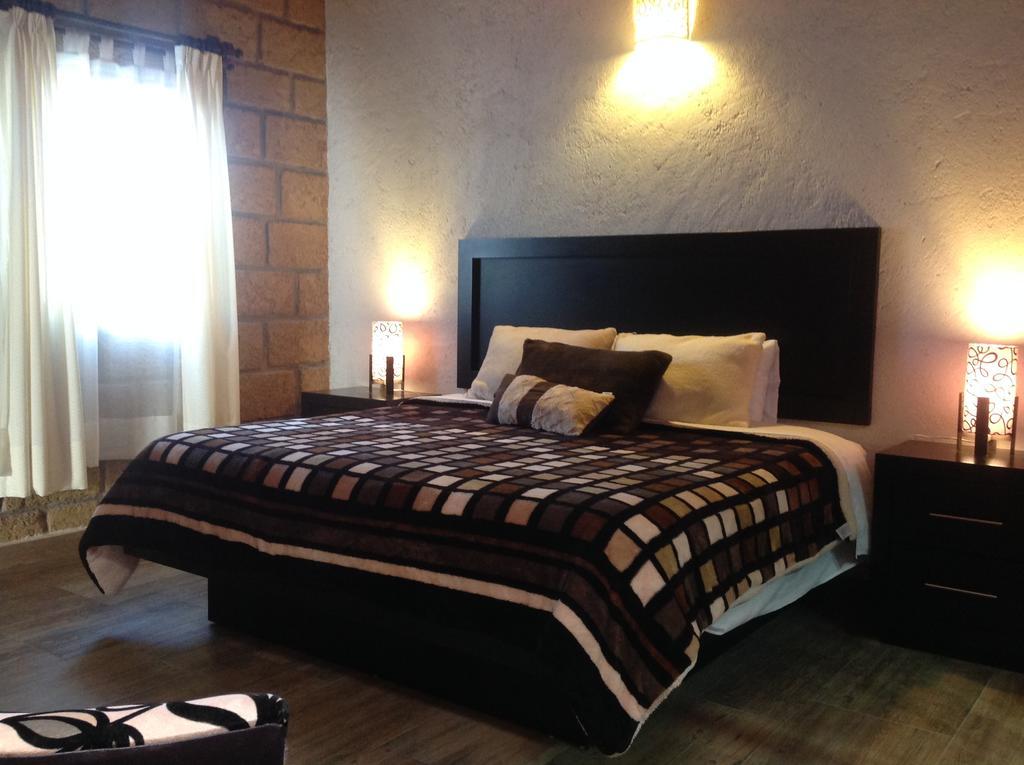 Hotel Villa Campestre เตกิซเกียปัน ภายนอก รูปภาพ
